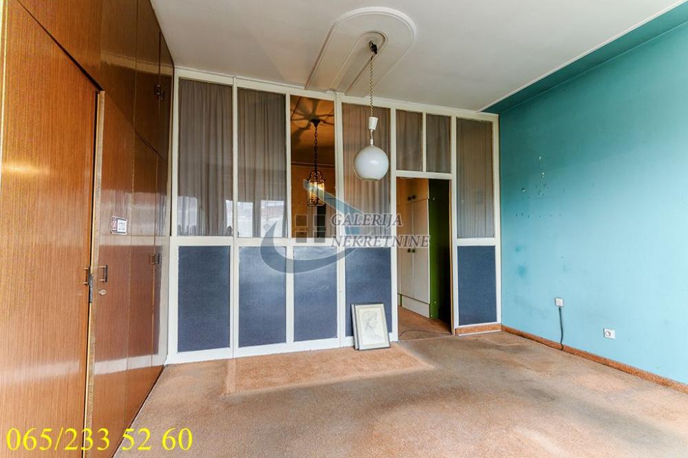 Stan na prodaju u Beogradu, Stari grad, dvoiposoban, 73m2, cena 320000 evra