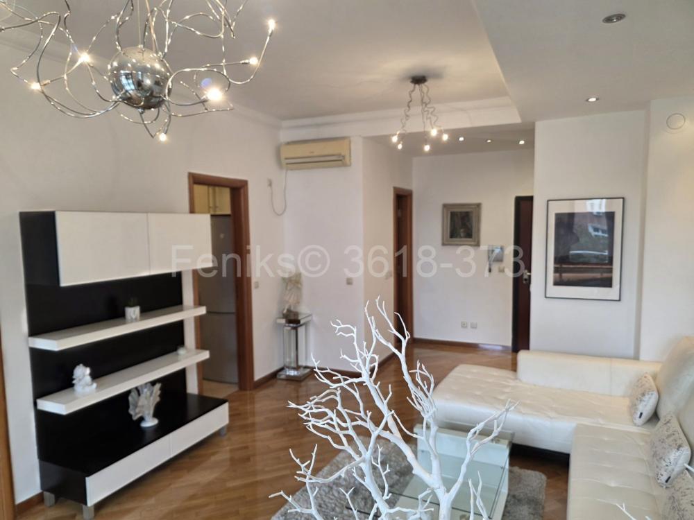 Stan na prodaju u Beogradu, Vračar (Hram), dvosoban, 61m2, cena 430000 evra