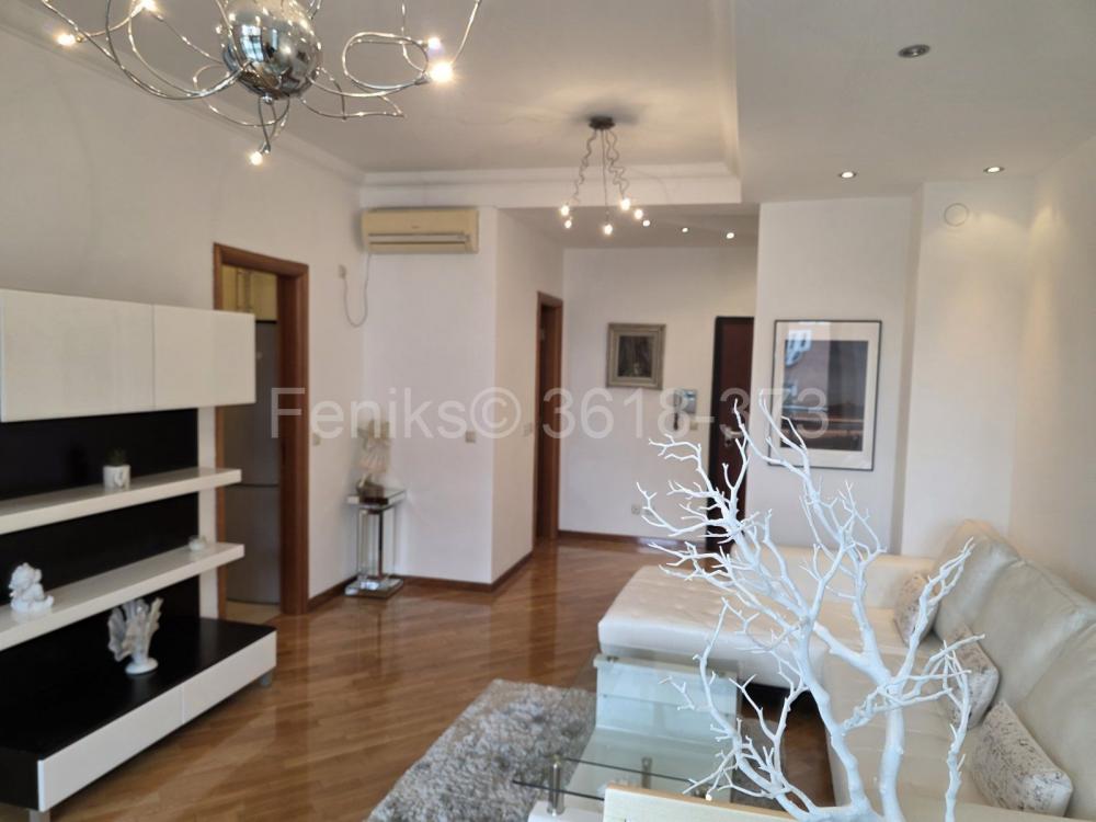 Stan na prodaju u Beogradu, Vračar (Hram), dvosoban, 61m2, cena 430000 evra