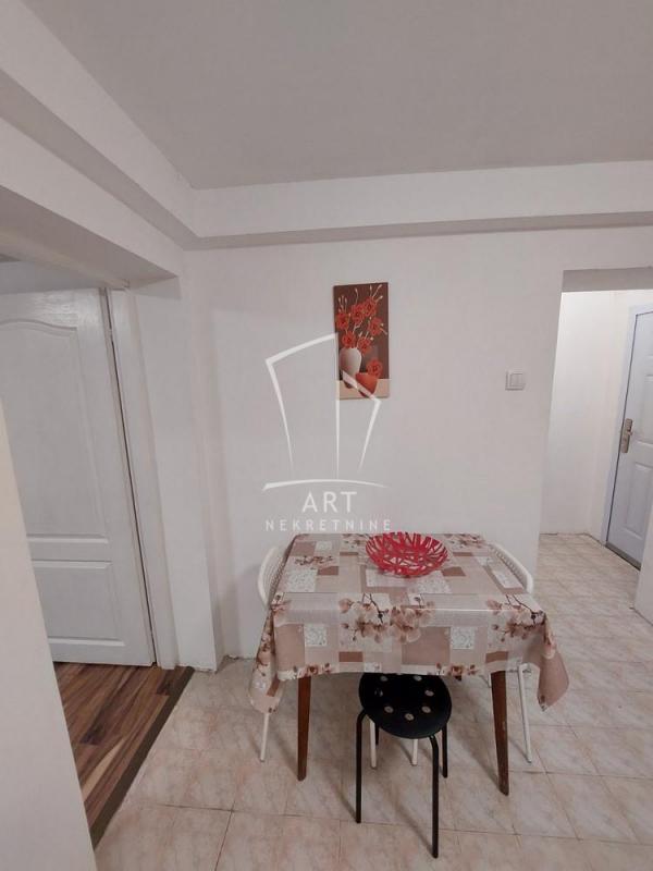 Stan na prodaju u Beogradu, Gornji grad, jednosoban, 31m2, cena 72000 evra
