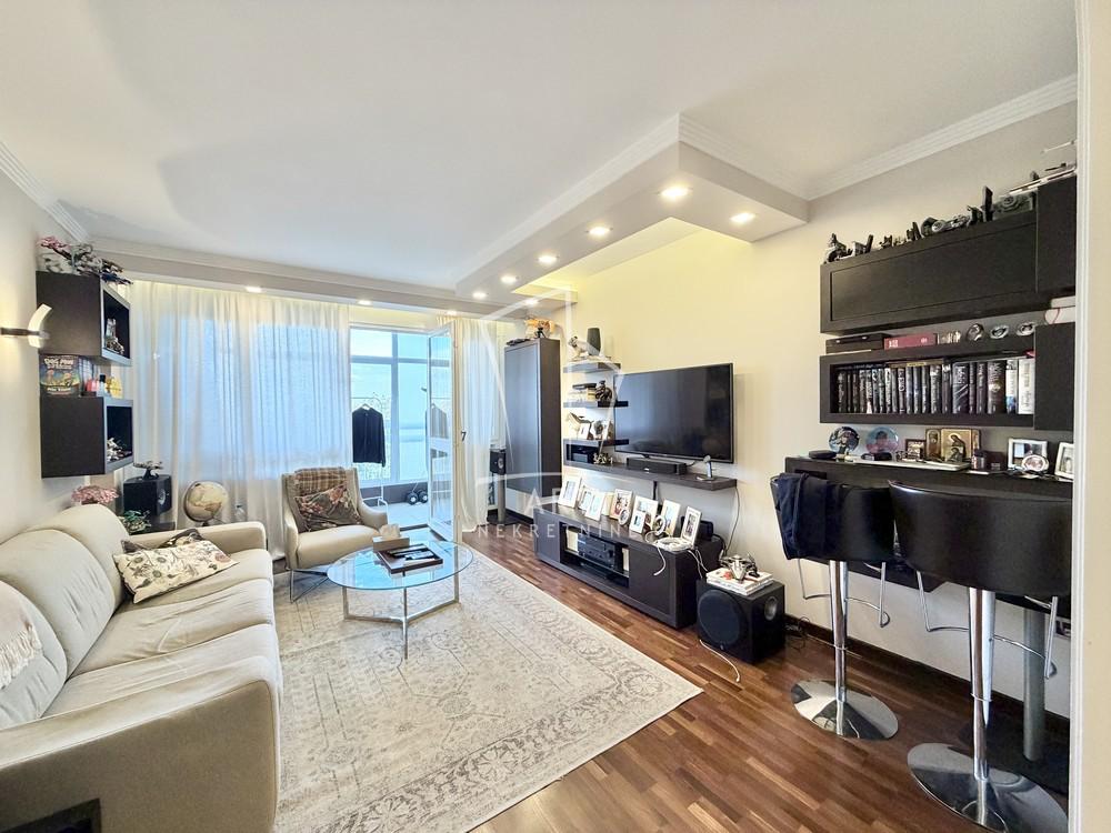 Stan na prodaju u Beogradu, Novi Beograd, dvosoban, 62m2, cena 239700 evra