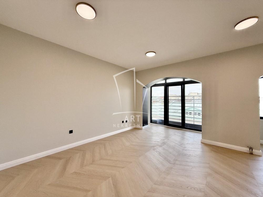 Stan na prodaju u Beogradu, Stari grad, trosoban, 76m2, cena 389000 evra