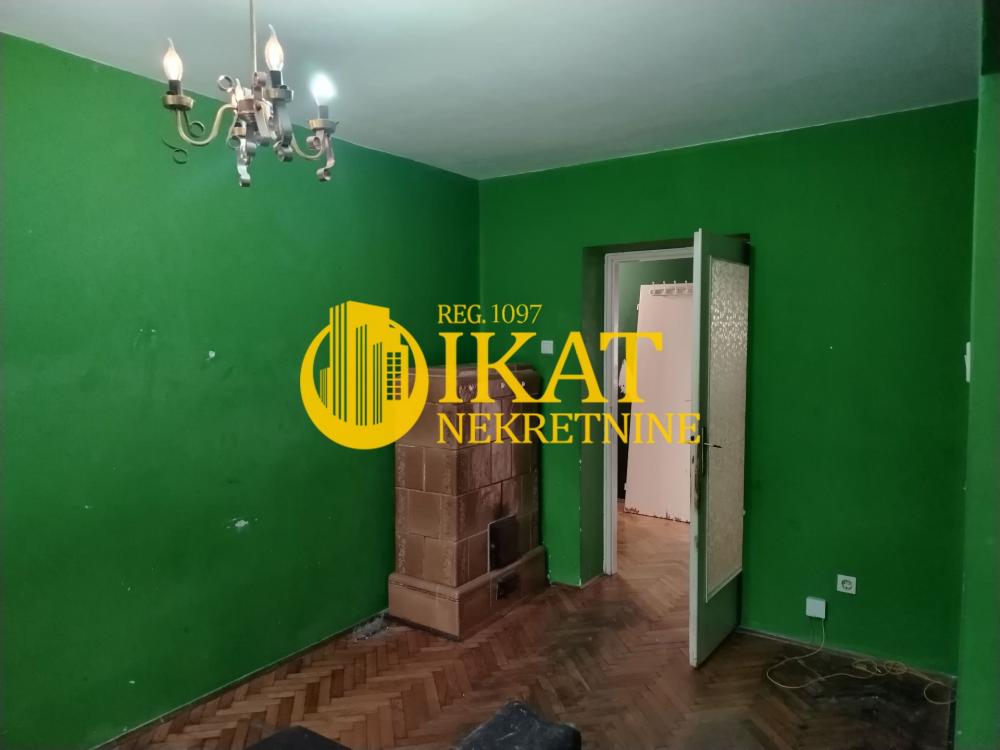 Stan na prodaju u Beogradu, Vračar, trosoban, 65m2, cena 235000 evra