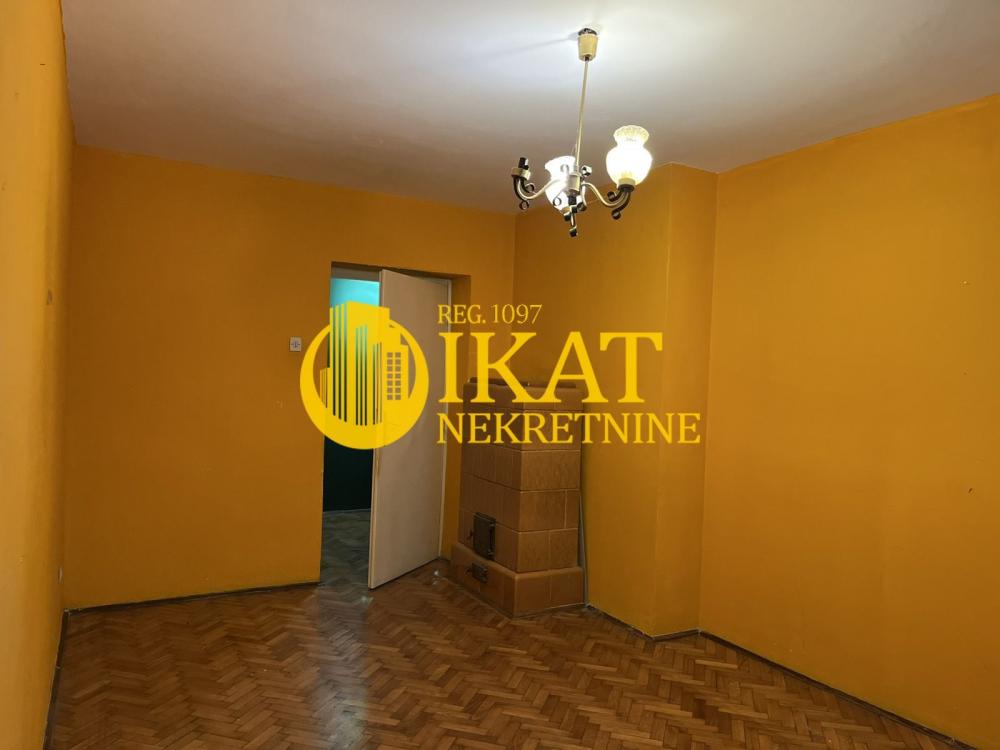 Stan na prodaju u Beogradu, Vračar, trosoban, 65m2, cena 235000 evra