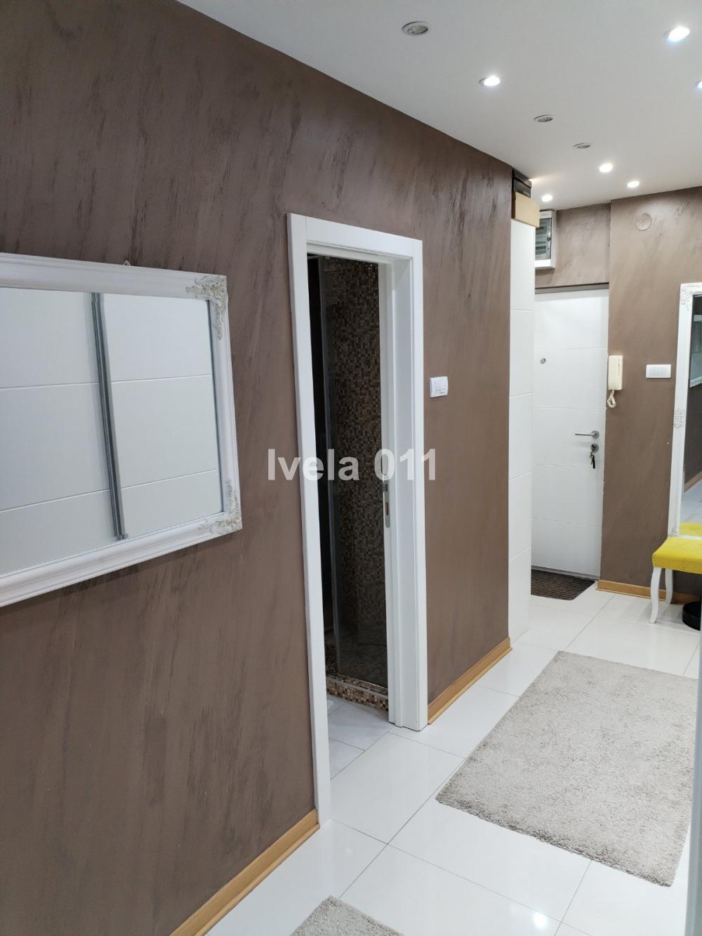 Stan na prodaju u Beogradu, Zvezdara, trosoban, 64m2, cena 265000 evra