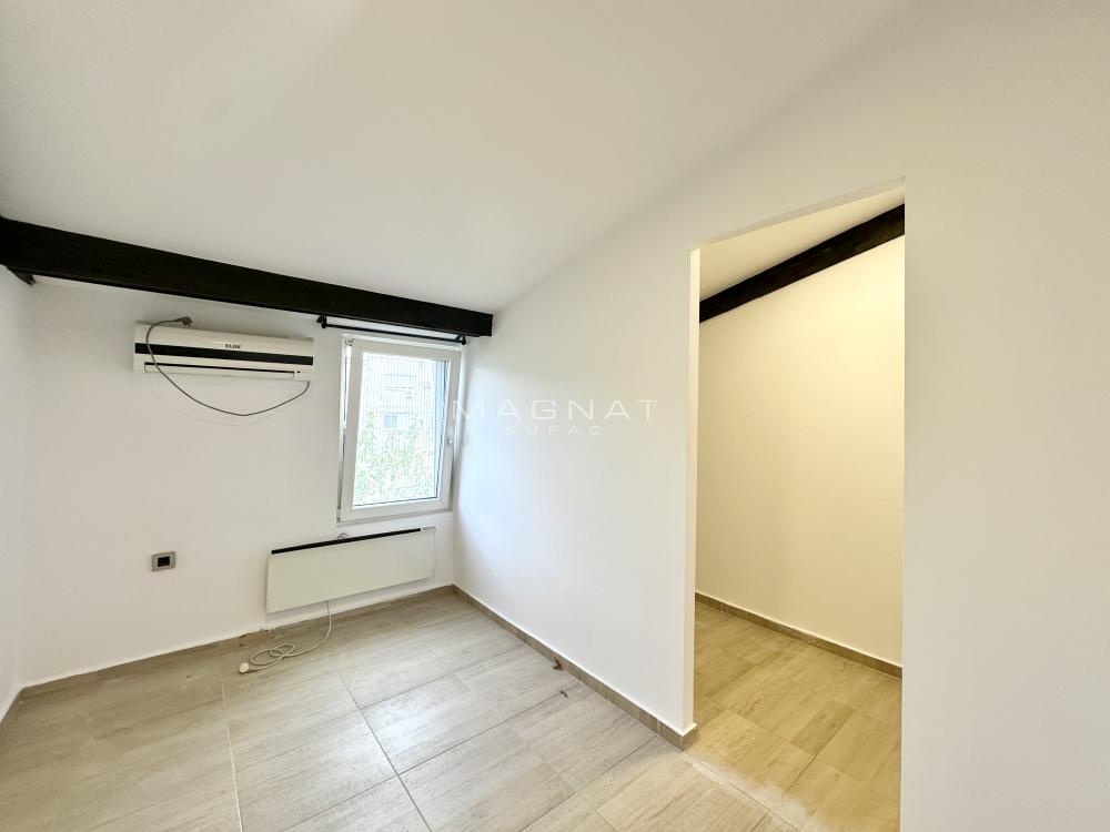 Stan na prodaju u Beogradu, Stari grad, dvosoban, 52m2, cena 160000 evra