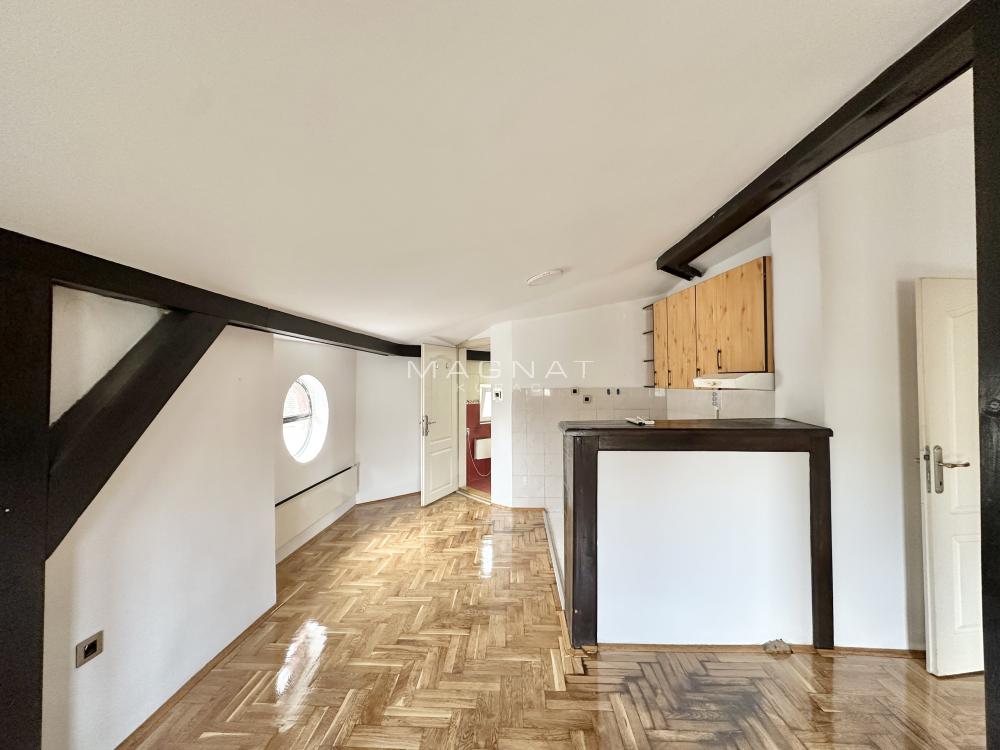 Stan na prodaju u Beogradu, Stari grad, dvosoban, 52m2, cena 160000 evra