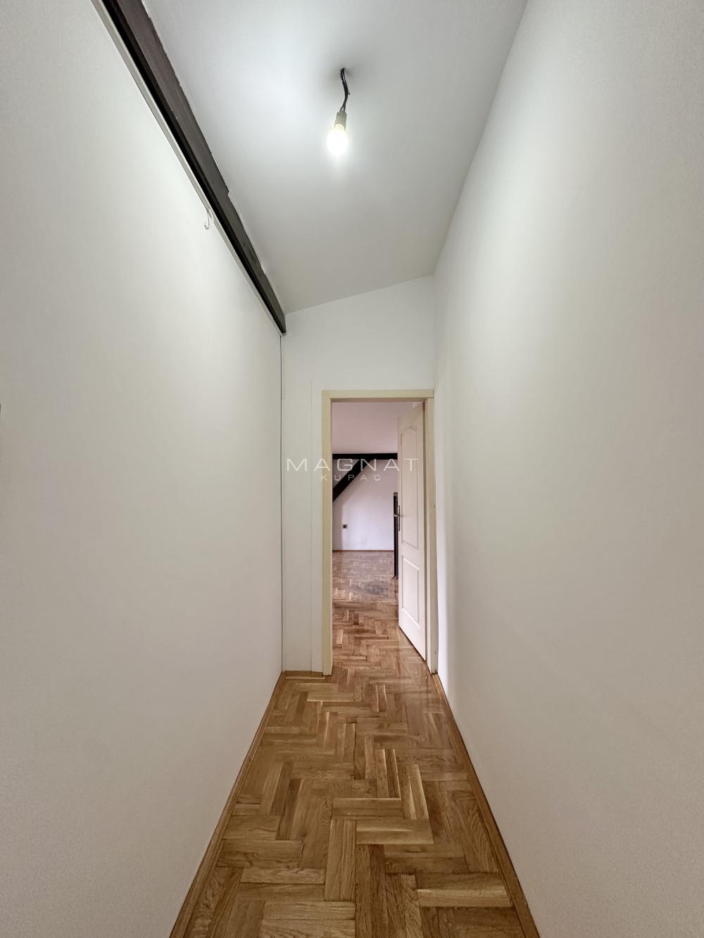 Stan na prodaju u Beogradu, Stari grad, dvosoban, 52m2, cena 160000 evra