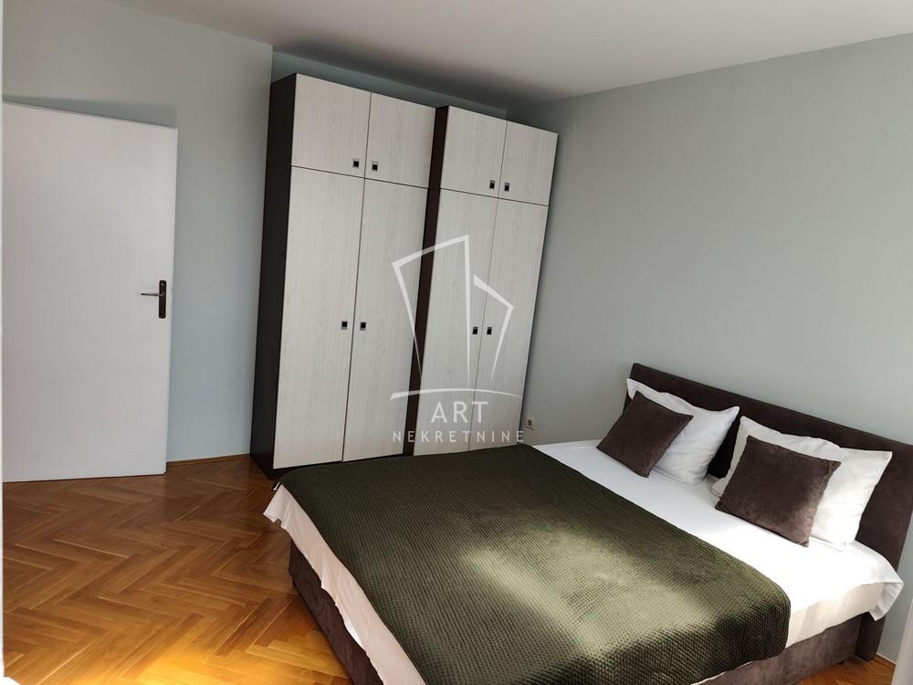 Stan na prodaju u Beogradu, Novi Beograd, dvosoban, 51m2, cena 236000 evra