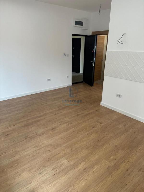 Stan na prodaju u Beogradu, Karaburma, jednoiposoban, 58m2, cena 92400 evra