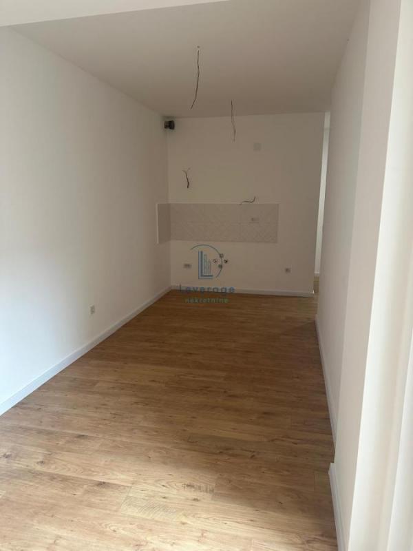 Stan na prodaju u Beogradu, Karaburma, dvosoban, 114m2, cena 150000 evra