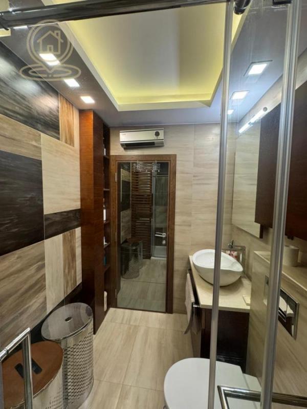 Stan na prodaju u Beogradu, Novi Beograd blok 70 (Kineski TC), dvosoban, 62m2, cena 235000 evra