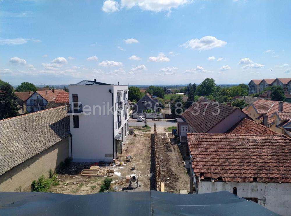 Stan na prodaju u Beogradu, Surčin, jednoiposoban, 49m2, cena 108600 evra