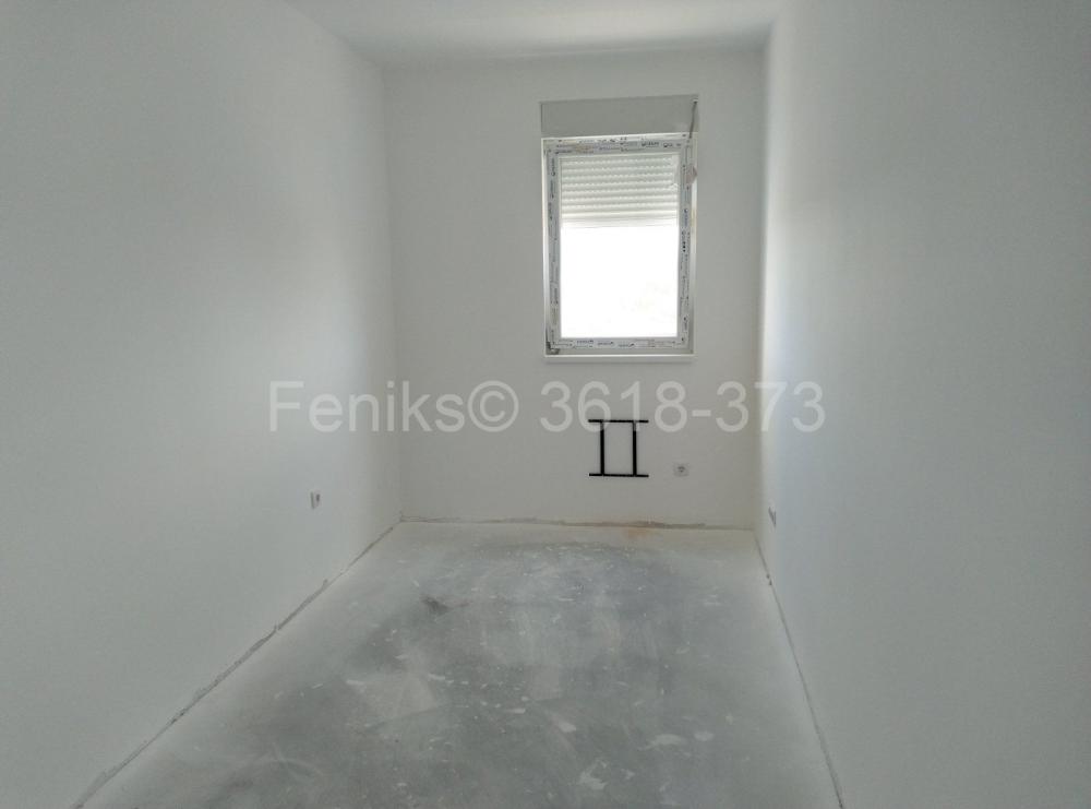 Stan na prodaju u Beogradu, Surčin, jednoiposoban, 49m2, cena 108600 evra