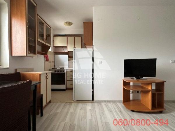 Stan na prodaju u Beogradu, Zemun, trosoban, 51m2, cena 75000 evra