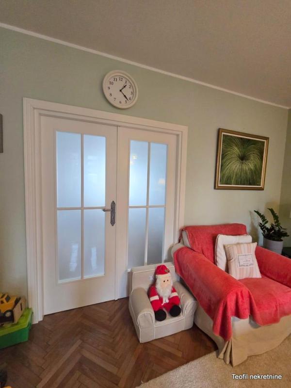 Stan na prodaju u Beogradu, Beograd (centar), trosoban, 81m2, cena 329000 evra