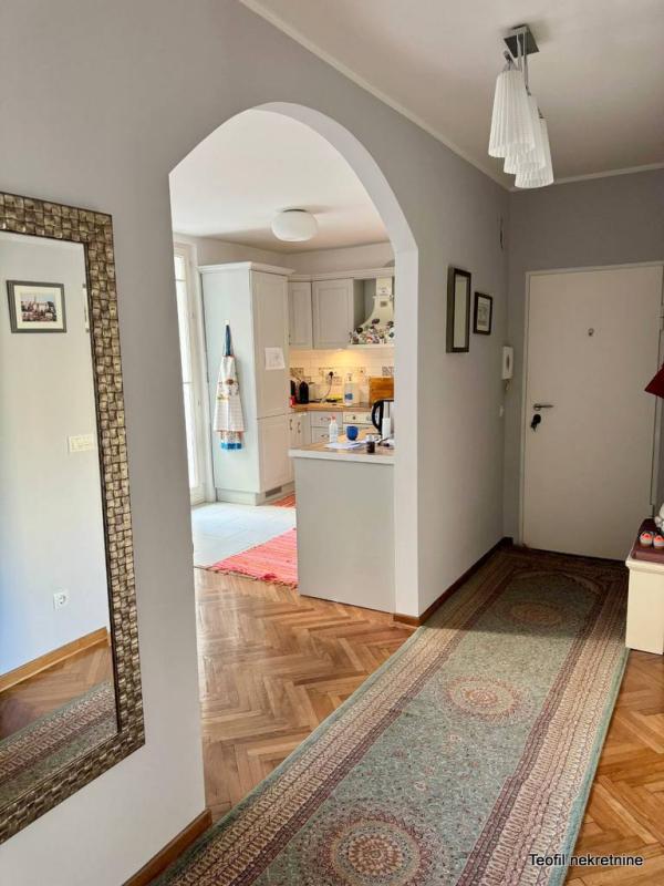 Stan na prodaju u Beogradu, Beograd (centar), trosoban, 81m2, cena 329000 evra