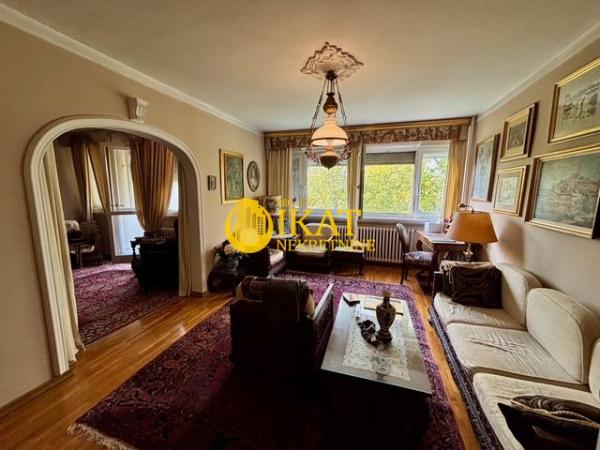 Stan na prodaju u Beogradu, Novi Beograd blok 11 (Hotel Jugoslavija), trosoban, 88m2, cena 320000 evra
