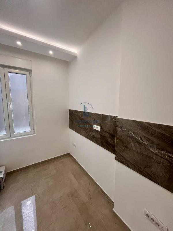 Stan na prodaju u Beogradu, Stari grad, trosoban, 77m2, cena 329000 evra