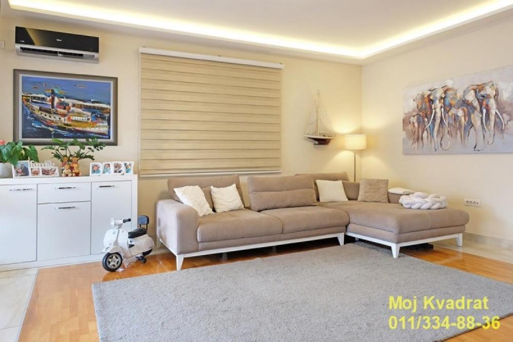 Stan na prodaju u Beogradu, Medaković 3, 144m2, cena 418000 evra