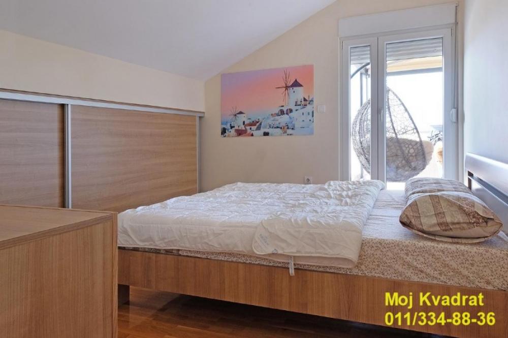 Stan na prodaju u Beogradu, Medaković 3, 144m2, cena 418000 evra