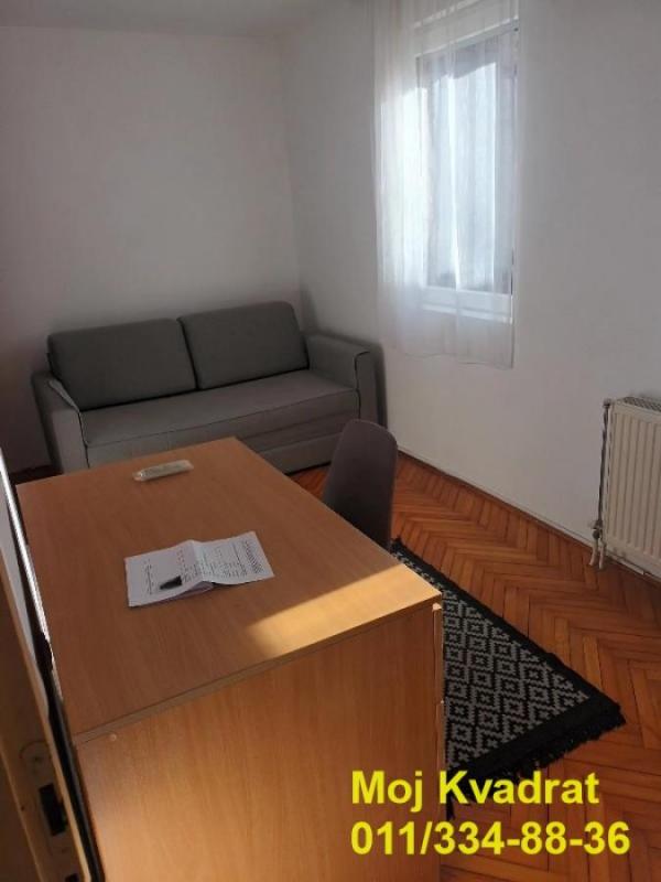 Stan na prodaju u Beogradu, Zeleno brdo, jednoiposoban, 44m2, cena 134900 evra