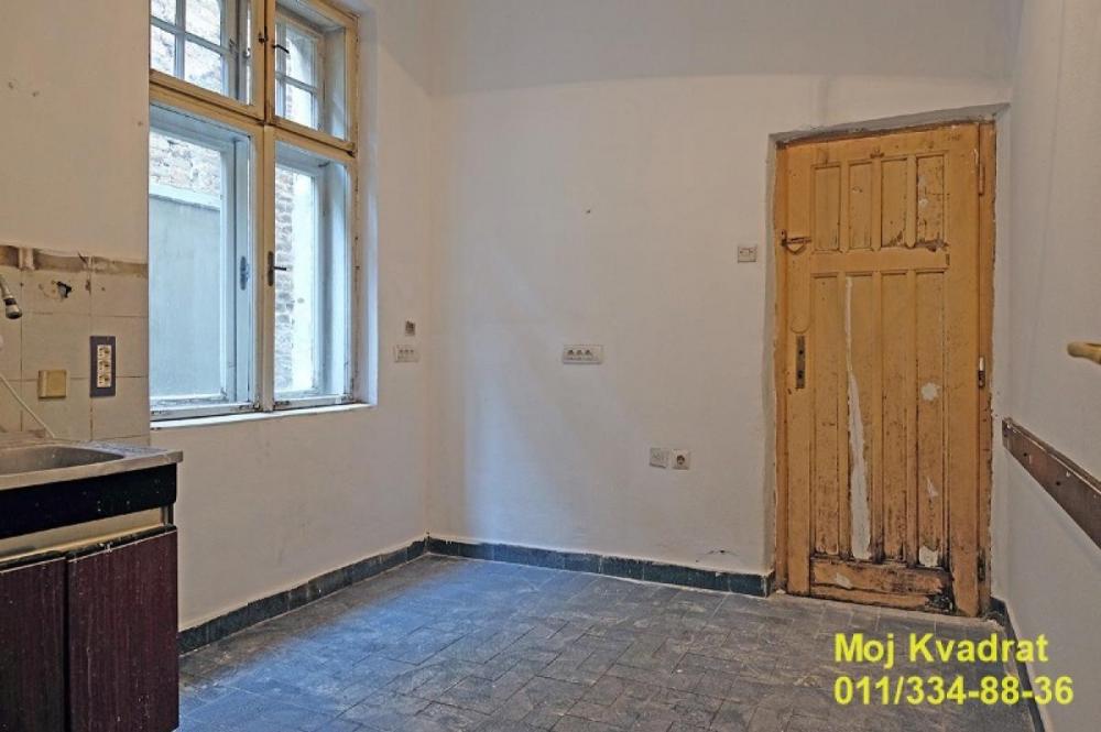 Stan na prodaju u Beogradu, Donji Dorćol, cetvorosoban, 91m2, cena 380000 evra