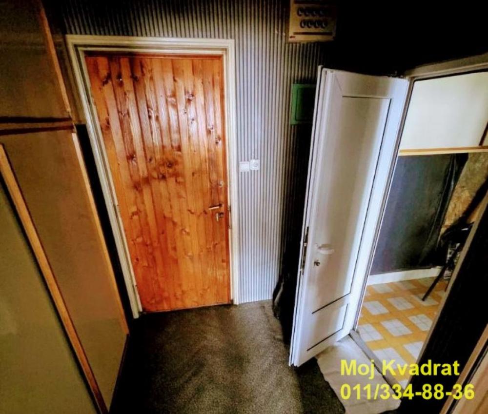 Stan na prodaju u Beogradu, Topličin venac, trosoban, 98m2, cena 320000 evra