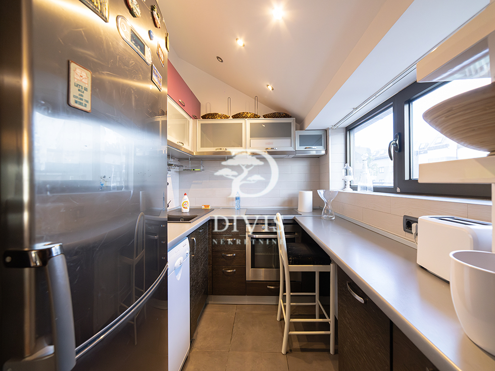 Stan na prodaju u Beogradu, Palilula, trosoban, 102m2, cena 350000 evra