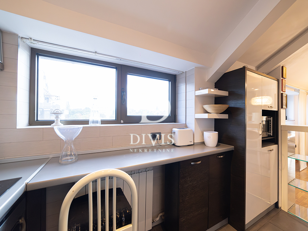 Stan na prodaju u Beogradu, Palilula, trosoban, 102m2, cena 350000 evra