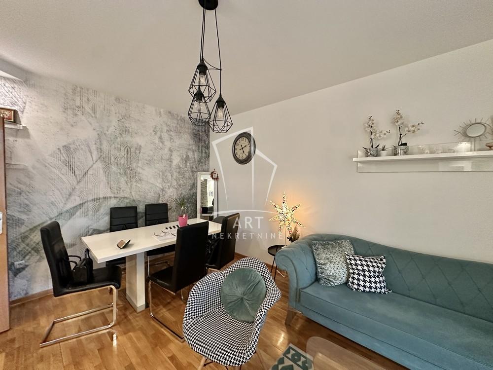 Stan na prodaju u Beogradu, Konjarnik, trosoban, 90m2, cena 225000 evra