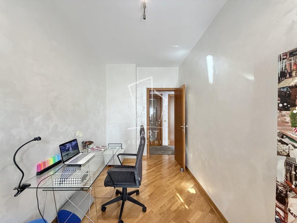 Stan na prodaju u Beogradu, Palilula, trosoban, 78m2, cena 335000 evra