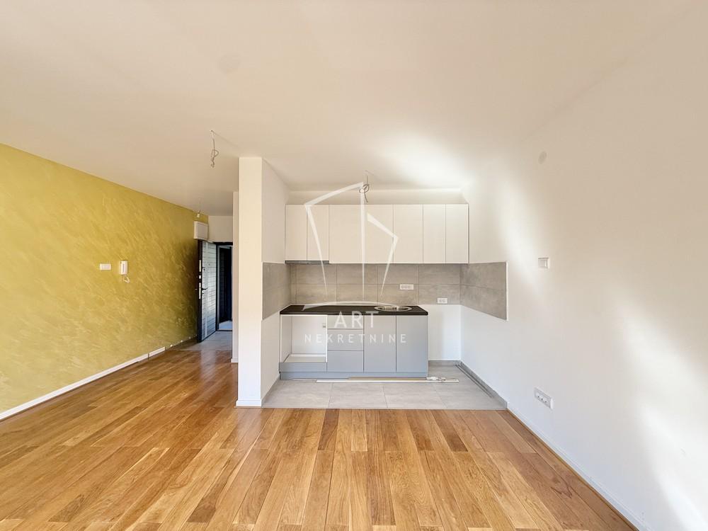 Stan na prodaju u Beogradu, Mali Mokri Lug, dvosoban, 37m2, cena 85000 evra