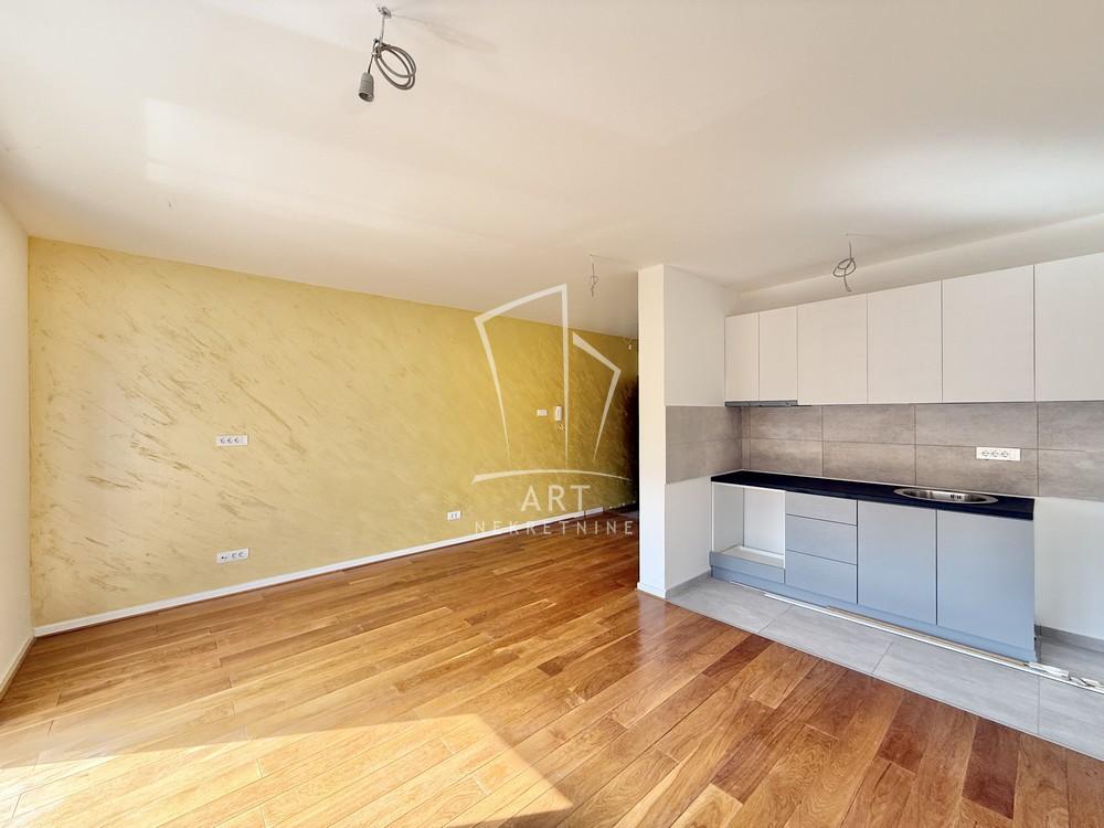 Stan na prodaju u Beogradu, Mali Mokri Lug, dvosoban, 37m2, cena 85000 evra