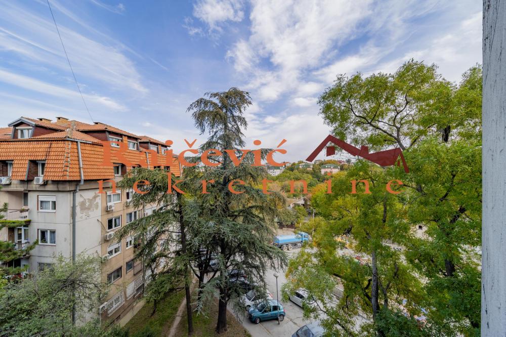 Stan na prodaju u Beogradu, Voždovac, dvosoban, 48m2, cena 150000 evra