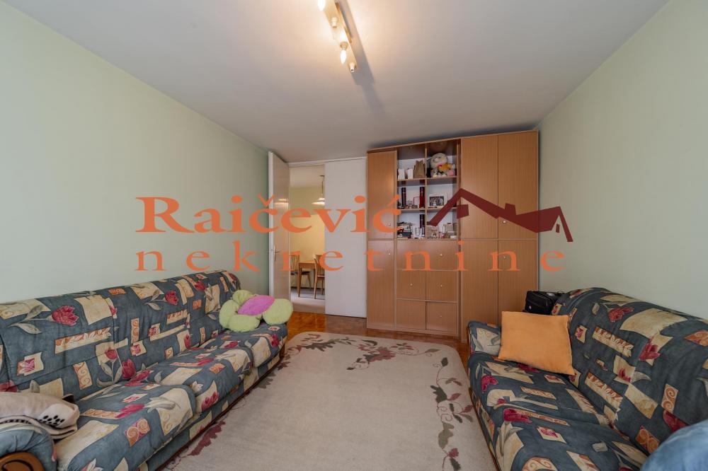 Stan na prodaju u Beogradu, Voždovac, dvosoban, 48m2, cena 150000 evra