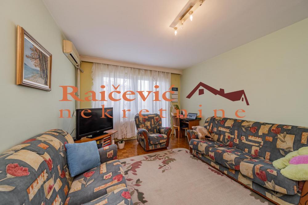 Stan na prodaju u Beogradu, Voždovac, dvosoban, 48m2, cena 150000 evra
