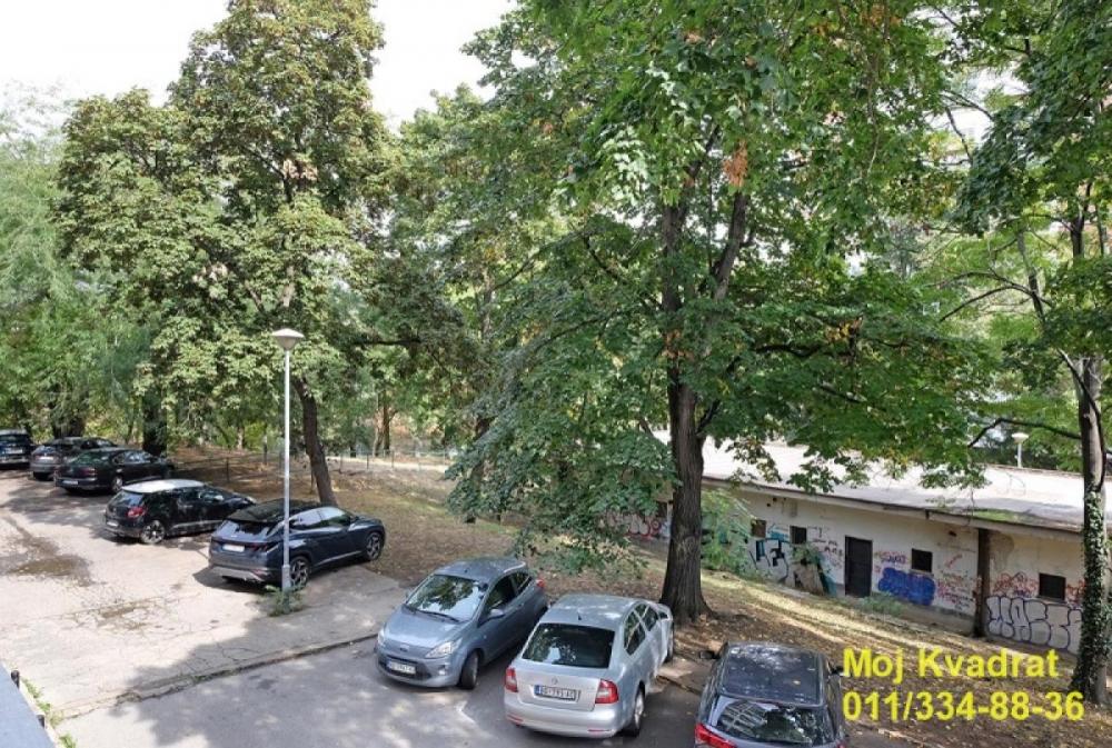 Stan na prodaju u Beogradu, Autokomanda, dvosoban, 47m2, cena 192000 evra