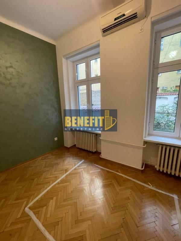 Stan na prodaju u Beogradu, Beograd (centar), 200m2, cena 1100000 evra