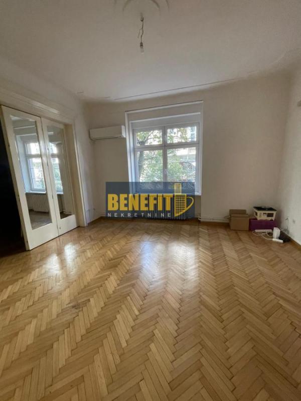 Stan na prodaju u Beogradu, Beograd (centar), 200m2, cena 1100000 evra