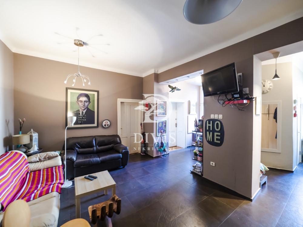 Stan na prodaju u Beogradu, Terazije, cetvorosoban, 81m2, cena 405000 evra