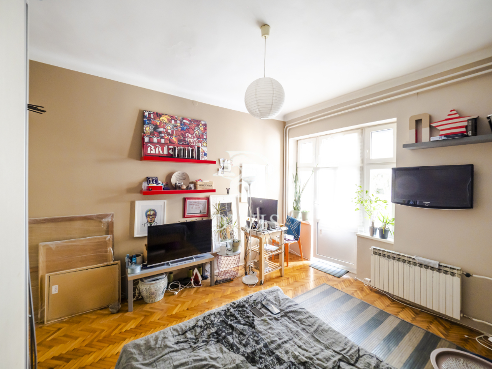 Stan na prodaju u Beogradu, Terazije, cetvorosoban, 81m2, cena 405000 evra