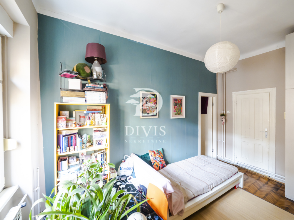 Stan na prodaju u Beogradu, Terazije, cetvorosoban, 81m2, cena 405000 evra