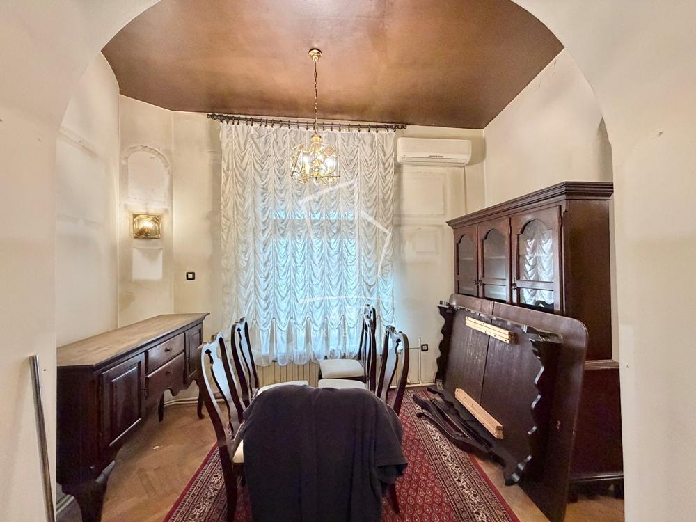 Stan na prodaju u Beogradu, Stari grad, trosoban, 57m2, cena 247000 evra