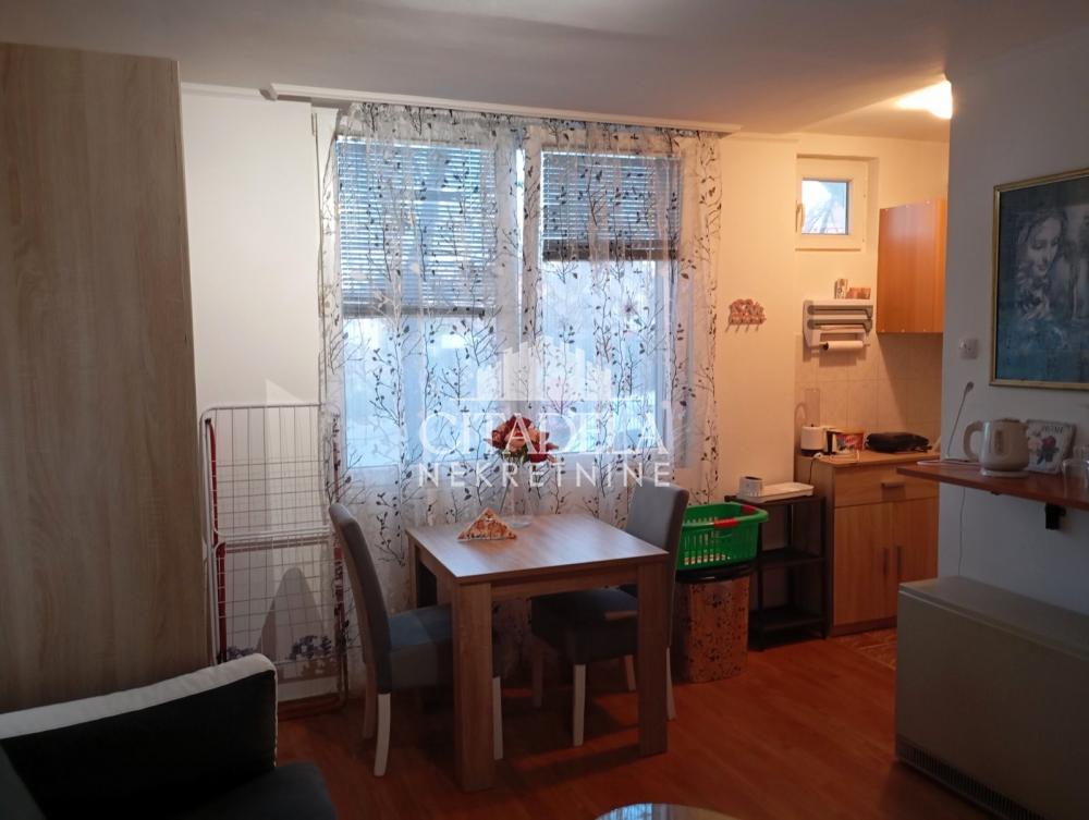 Stan na prodaju u Beogradu, Kumodraž, 22m2, cena 57200 evra