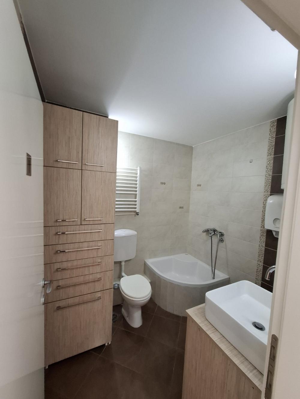 Stan na prodaju u Beogradu, Novi Beograd blok 29, 123m2, cena 553000 evra