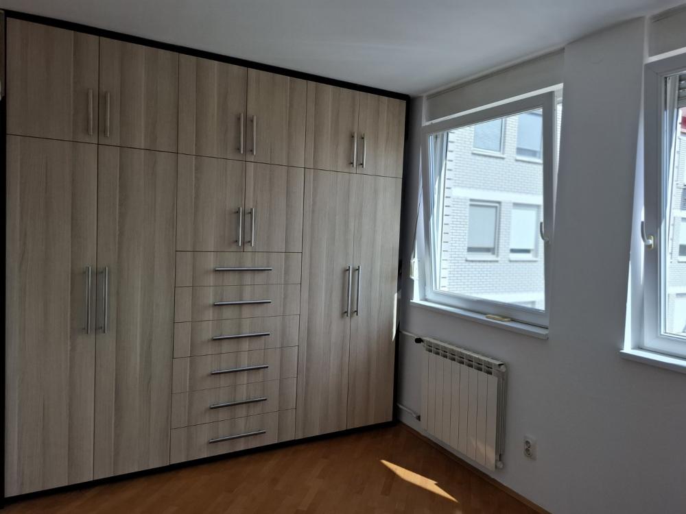 Stan na prodaju u Beogradu, Novi Beograd blok 29, 123m2, cena 553000 evra
