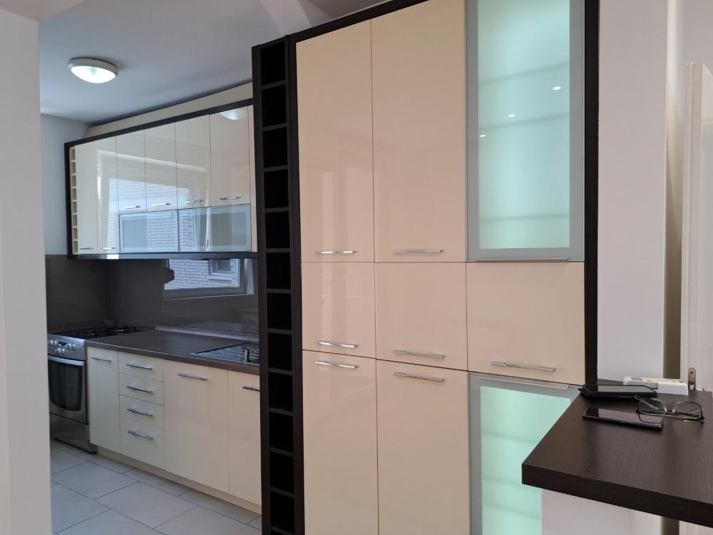 Stan na prodaju u Beogradu, Novi Beograd blok 29, 123m2, cena 553000 evra
