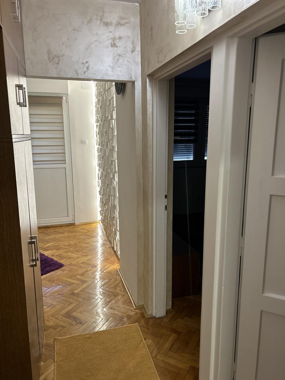 Stan na prodaju u Beogradu, Karaburma, dvosoban, 46m2, cena 165000 evra