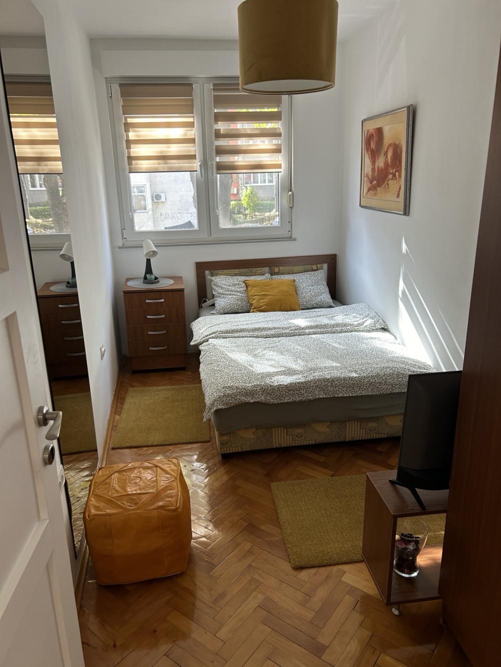 Stan na prodaju u Beogradu, Karaburma, dvosoban, 46m2, cena 165000 evra
